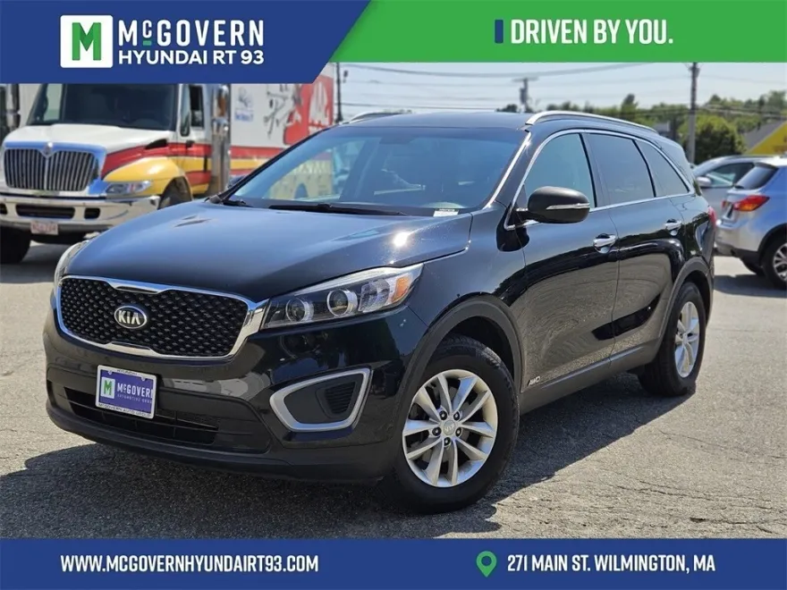 2017 Kia Sorento LX photo 1