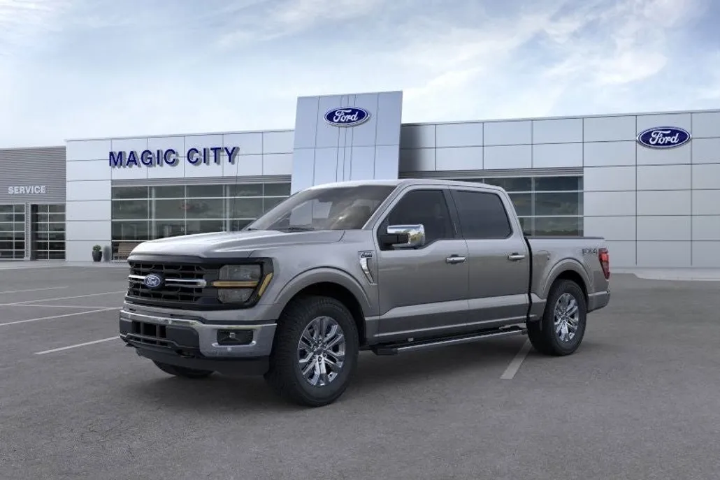 2024 Ford F-150 XLT photo 1