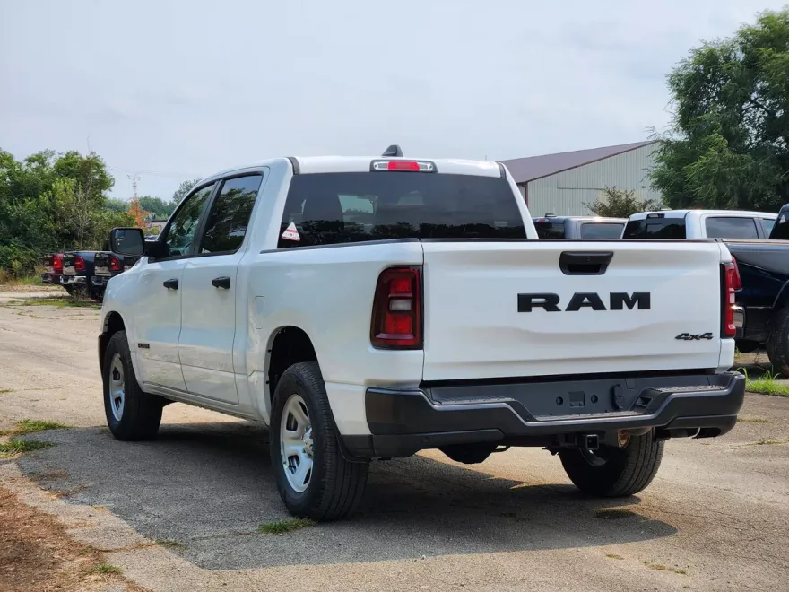 2025 Ram 1500 Tradesman photo 1