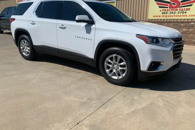 2018 Chevrolet Traverse Cloth 1LT photo 1