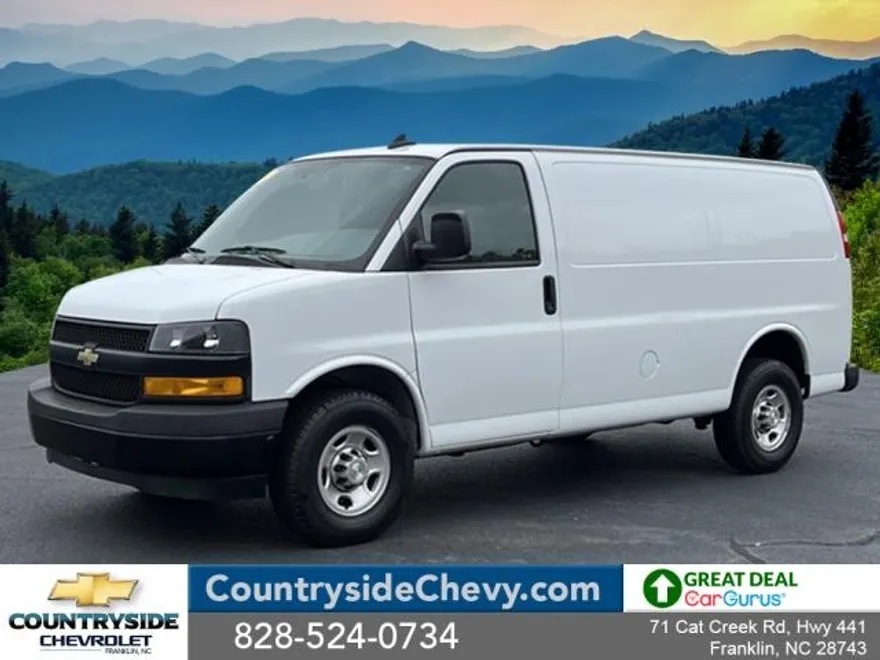 2021 Chevrolet Express Cargo 2500 Van photo 1