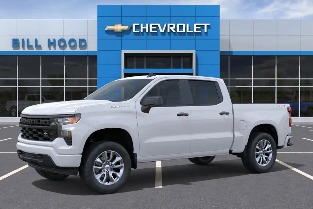 2026 Chevrolet Silverado 1500 Custom photo 1