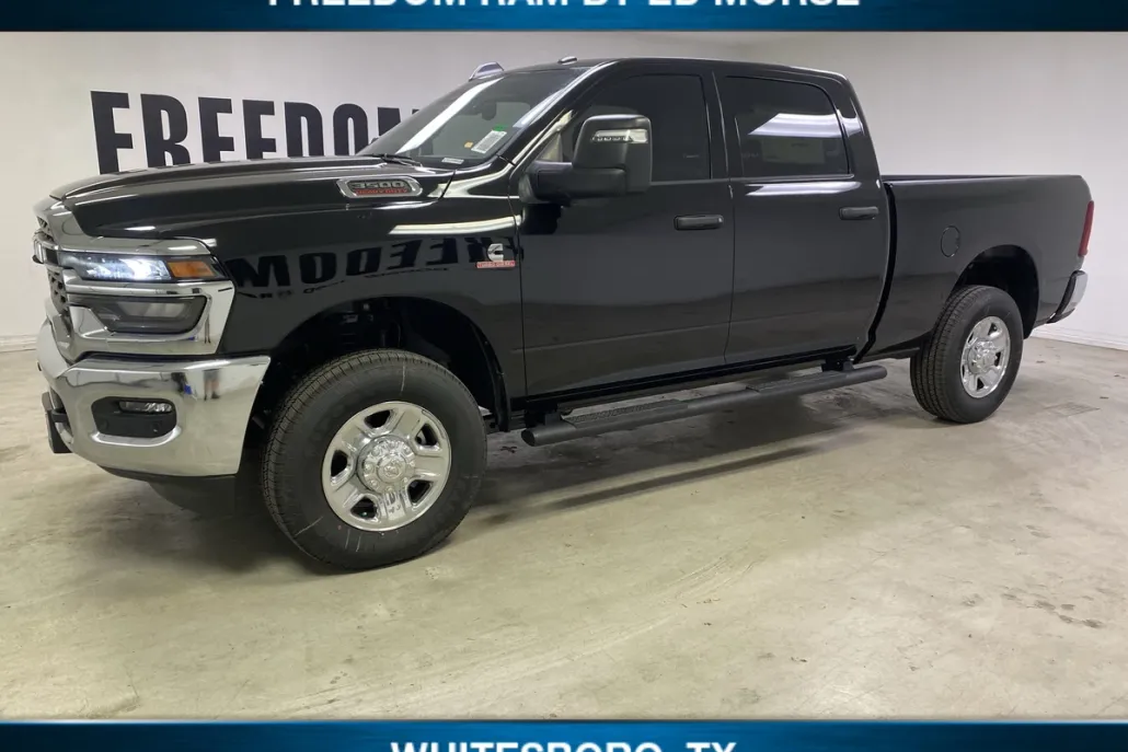 2025 Ram 3500 Tradesman photo 1