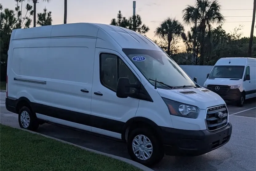 2023 Ford Transit photo 1