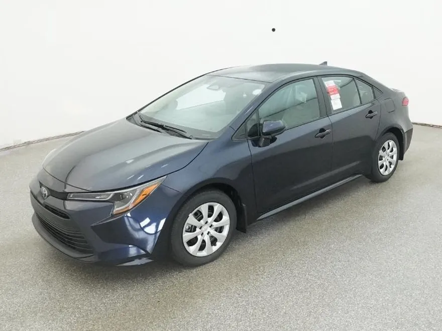 2026 Toyota Corolla LE photo 1