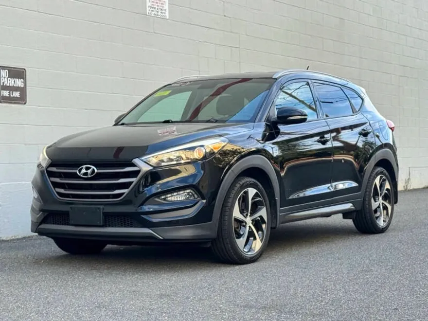 2016 Hyundai Tucson Sport photo 1