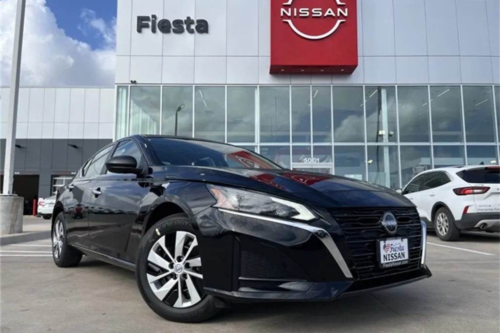 2025 Nissan Altima 2.5 S photo 1