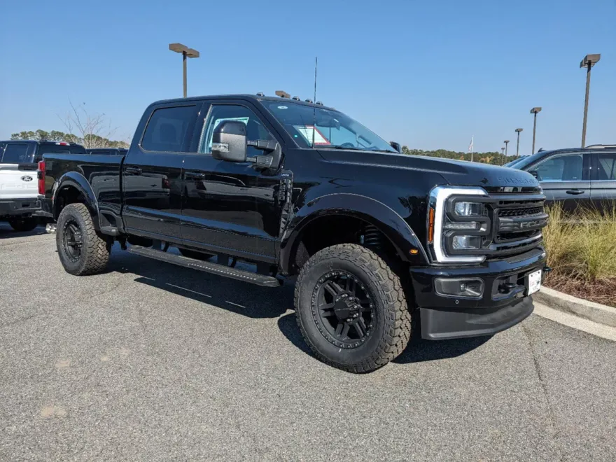 2024 Ford F-250 photo 1