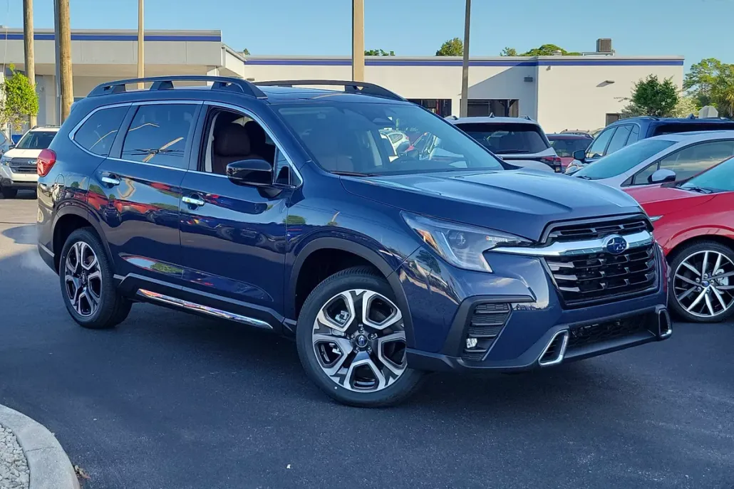 2025 Subaru Ascent Touring photo 1