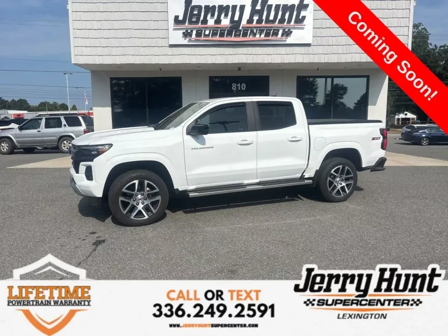 2023 Chevrolet Colorado Z71 photo 1