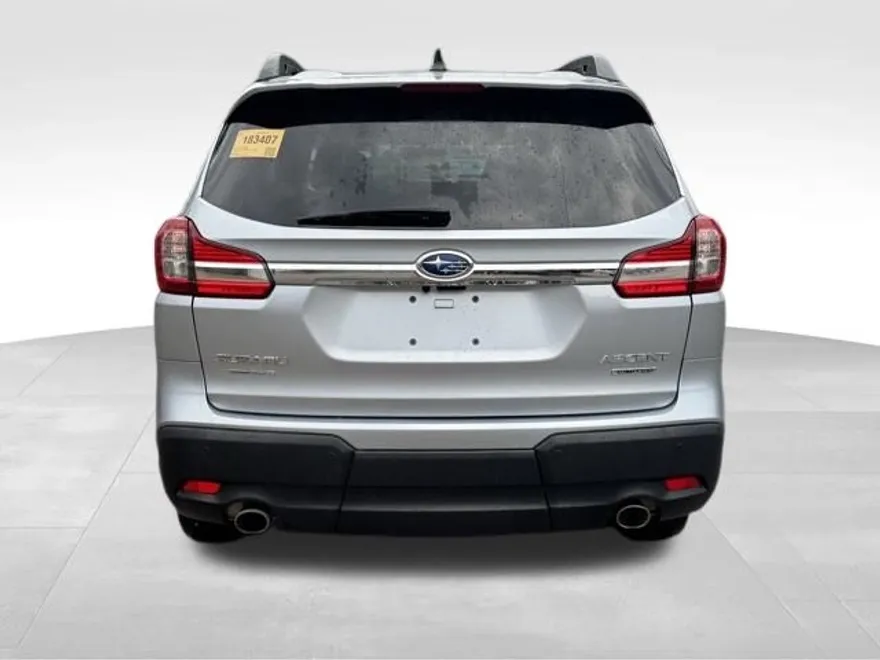 2022 Subaru Ascent Limited photo 1