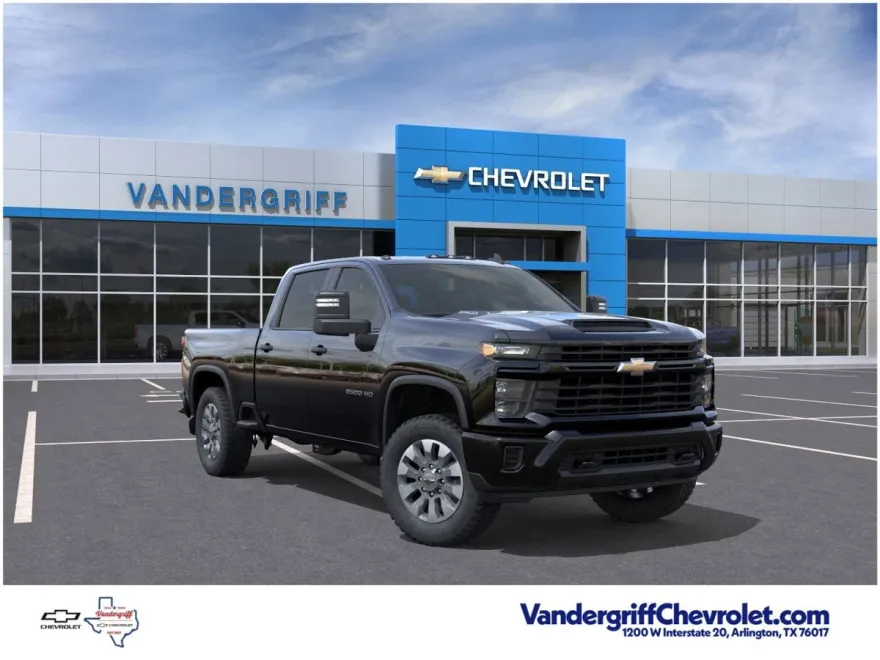 2026 Chevrolet Silverado 2500HD Custom photo 1