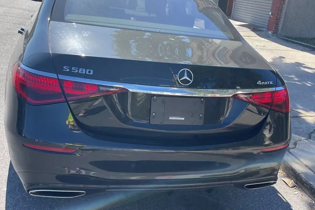 2022 Mercedes Benz S 580 4MATIC photo 1