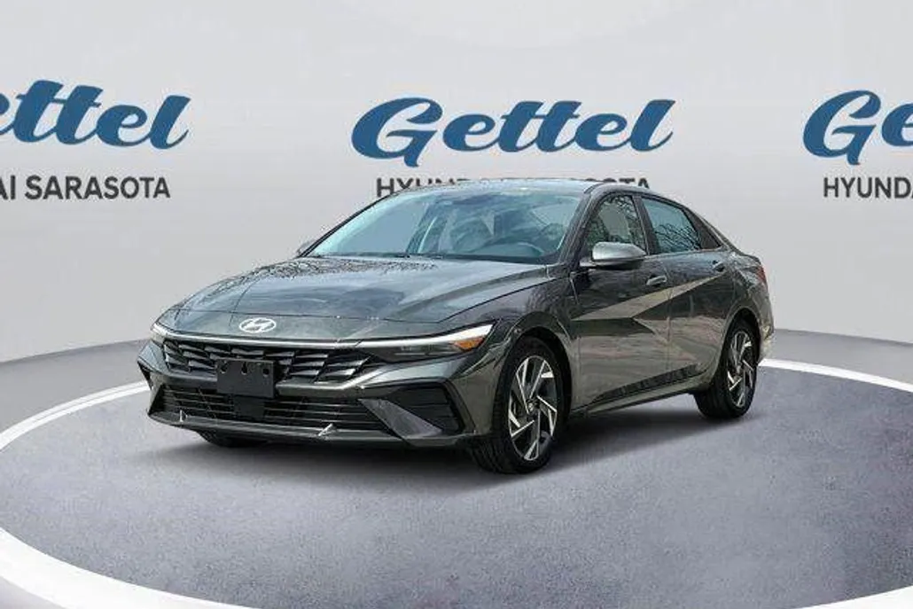 2025 Hyundai Elantra Hybrid Limited photo 1