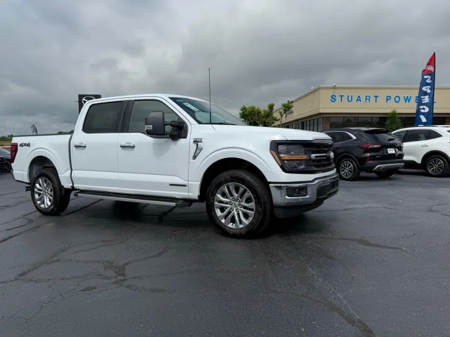 2025 Ford F-150 XLT photo 1