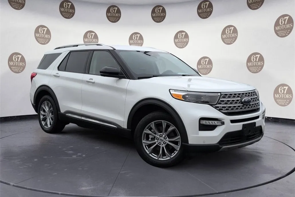 2022 Ford Explorer Limited photo 1