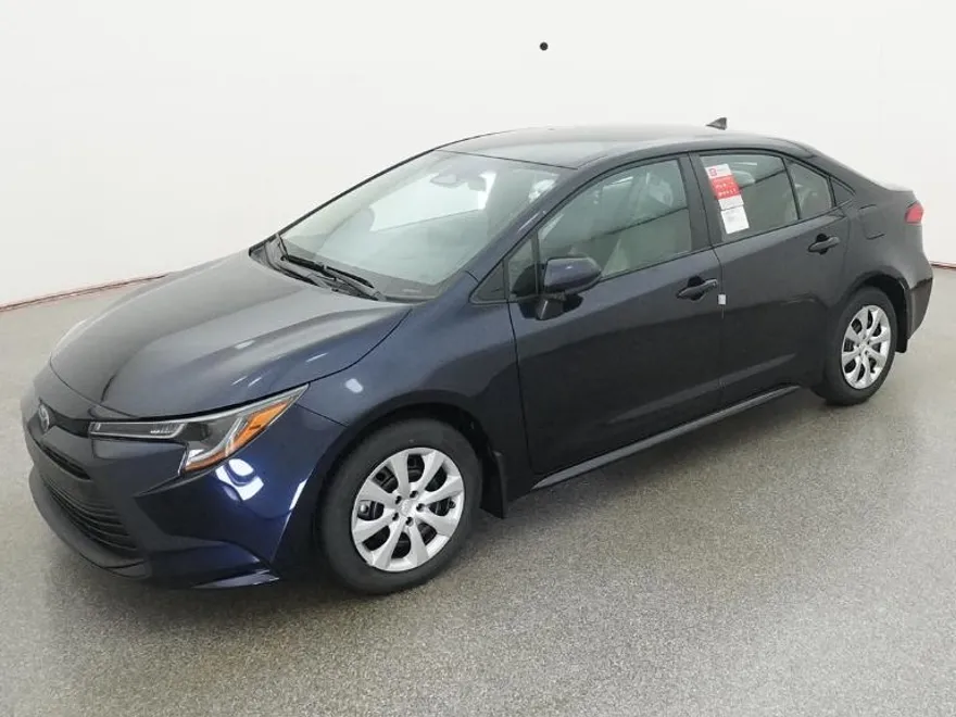 2026 Toyota Corolla LE photo 1