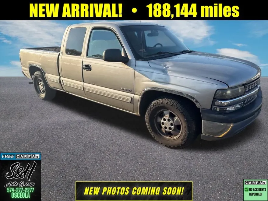 2000 Chevrolet Silverado 1500 LS photo 1
