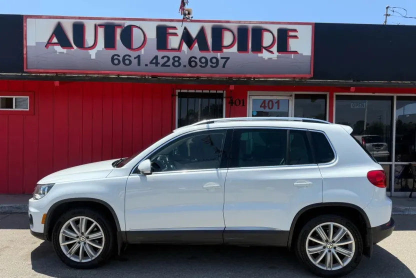 2014 Volkswagen Tiguan SEL Sport photo 1