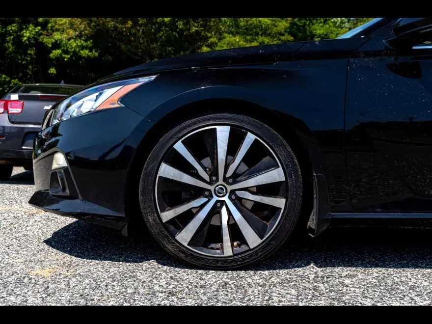 2022 Nissan Altima 2.5 SV photo 1