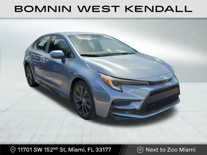2024 Toyota Corolla SE photo 1