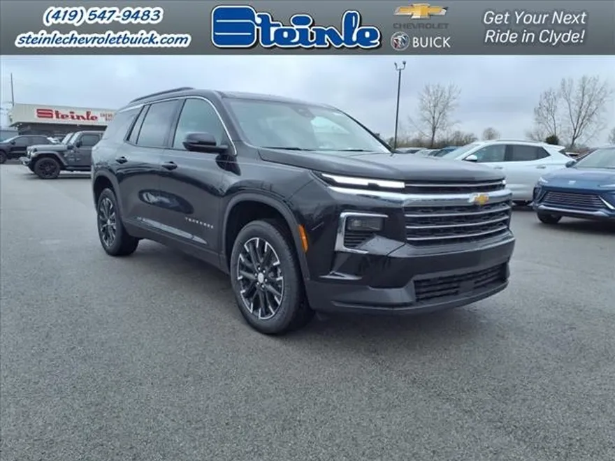2025 Chevrolet Traverse photo 1