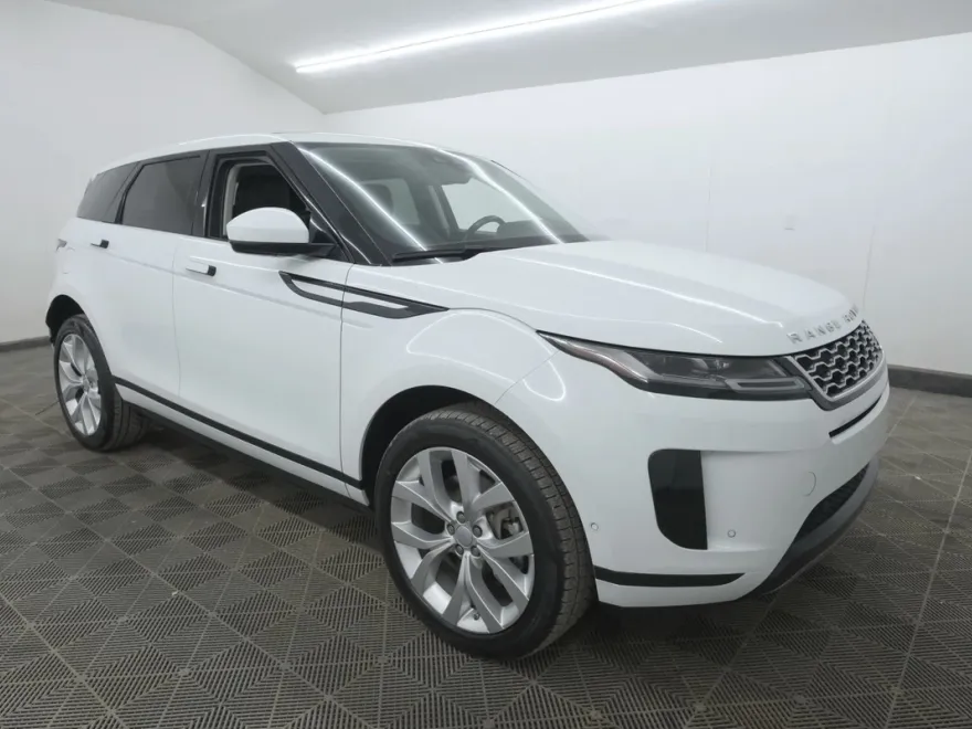 2020 Land Rover Range Rover Evoque SE photo 1