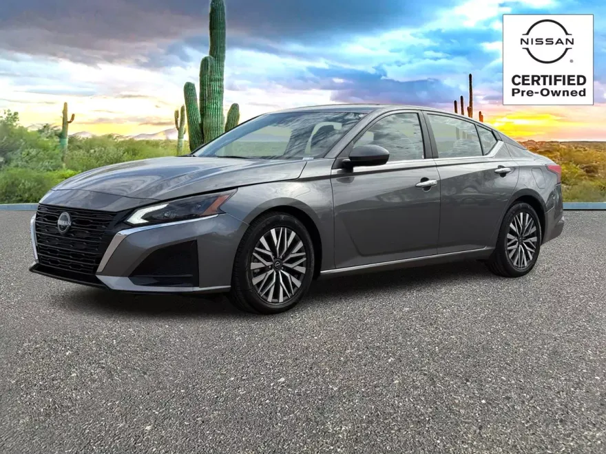 2023 Nissan Altima 2.5 SV photo 1