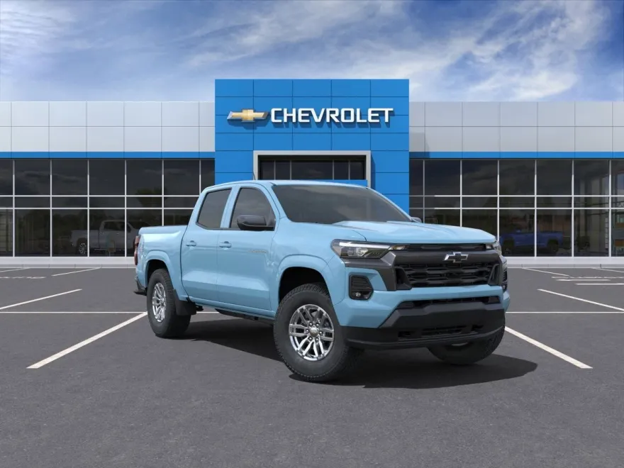 2025 Chevrolet Colorado Work Truck LT photo 1