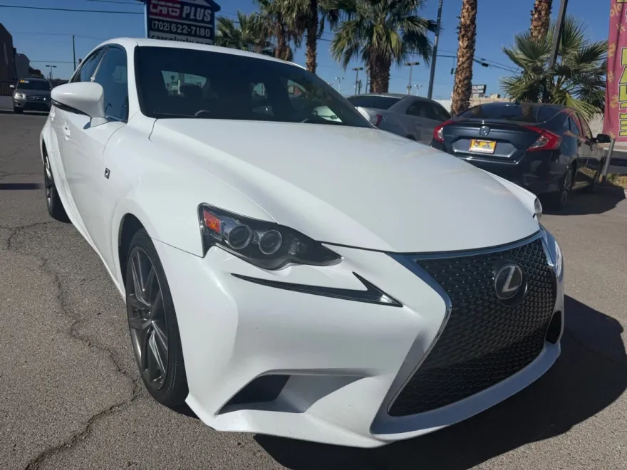 2016 Lexus IS 200t photo 1
