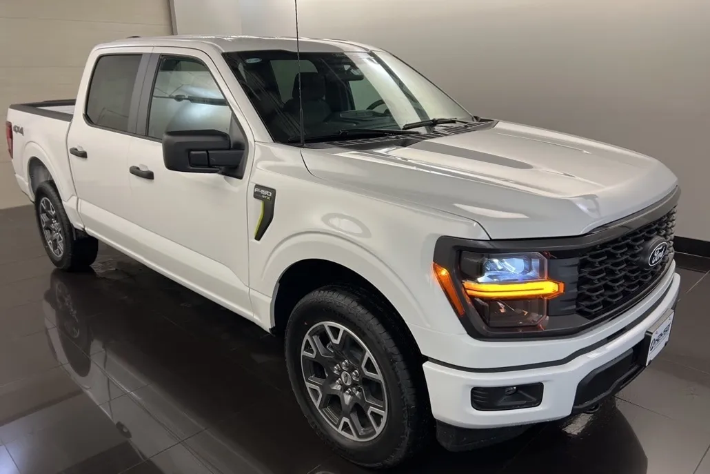 2025 Ford F-150 STX photo 1