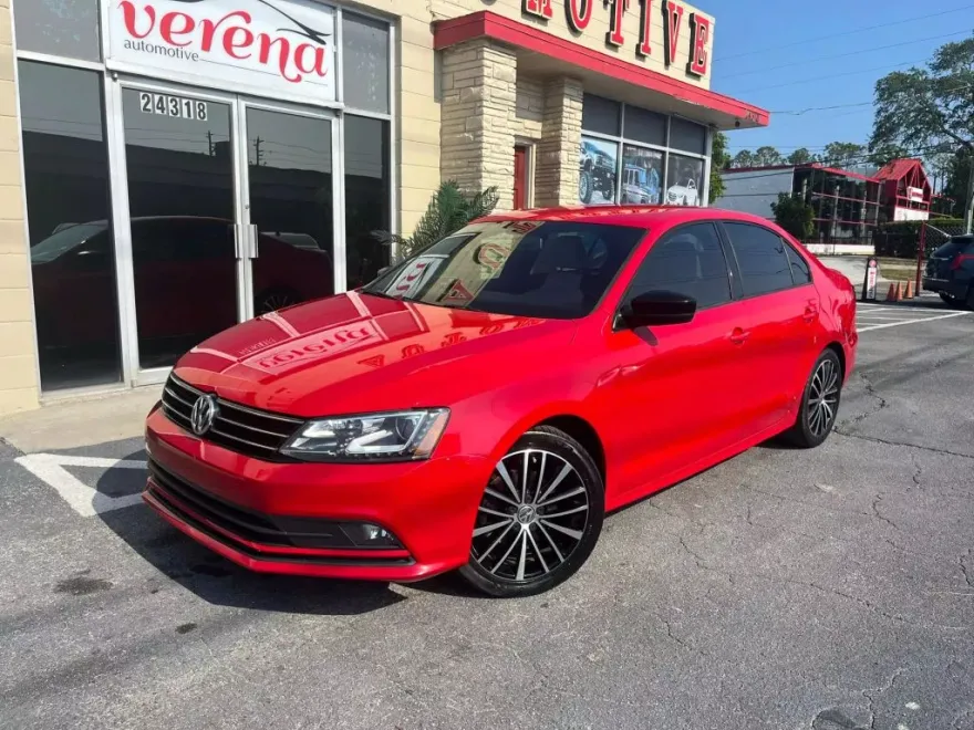 2016 Volkswagen Jetta 1.8T Sport photo 1