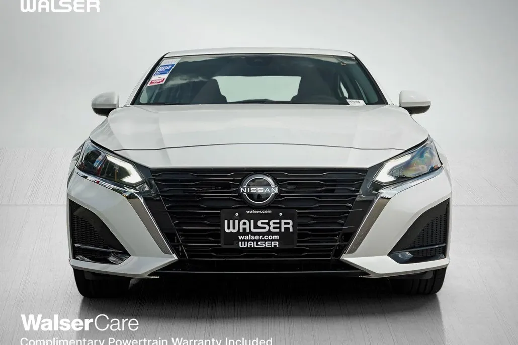 2025 Nissan Altima 2.5 SV photo 1
