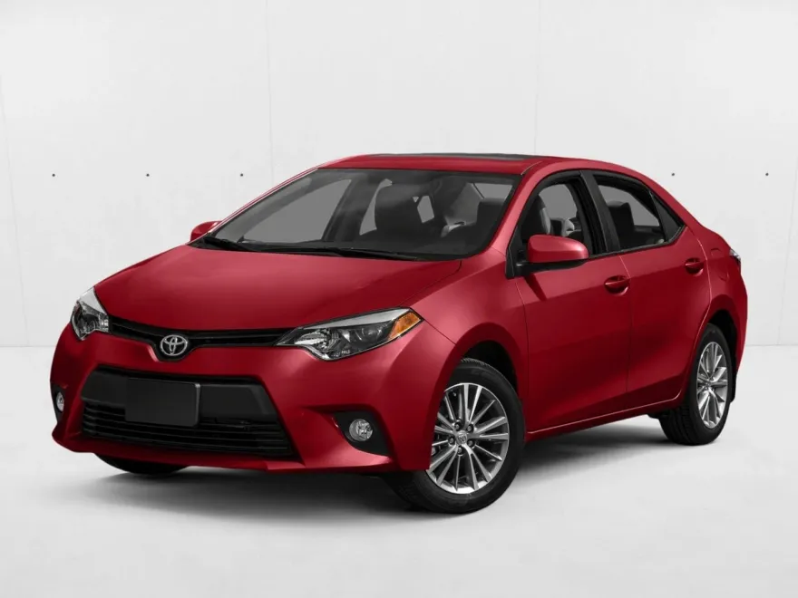 2016 Toyota Corolla LE photo 1