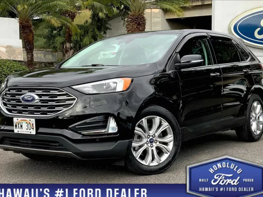 2022 Ford Edge Titanium photo 1