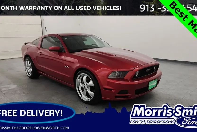 2013 Ford Mustang GT Premium photo 1