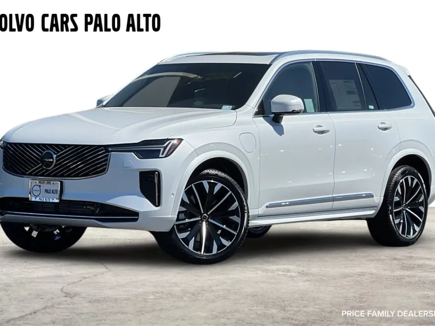 2026 Volvo XC90 T8 Plus photo 1