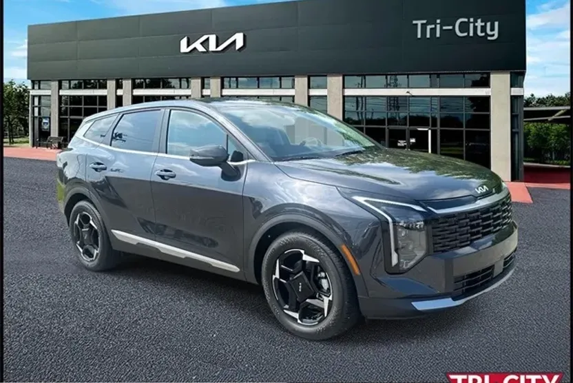 2026 Kia Sportage EX photo 1