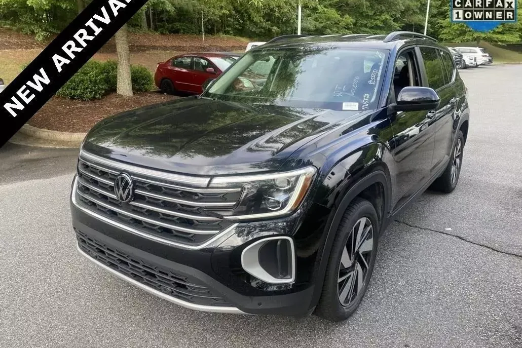 2024 Volkswagen Atlas SE Technology photo 1