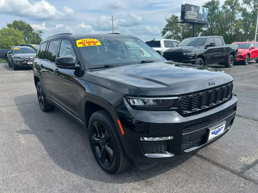 2022 Jeep Grand Cherokee Limited photo 1