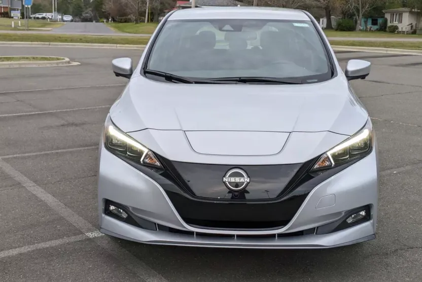 2024 Nissan Leaf SV Plus photo 1