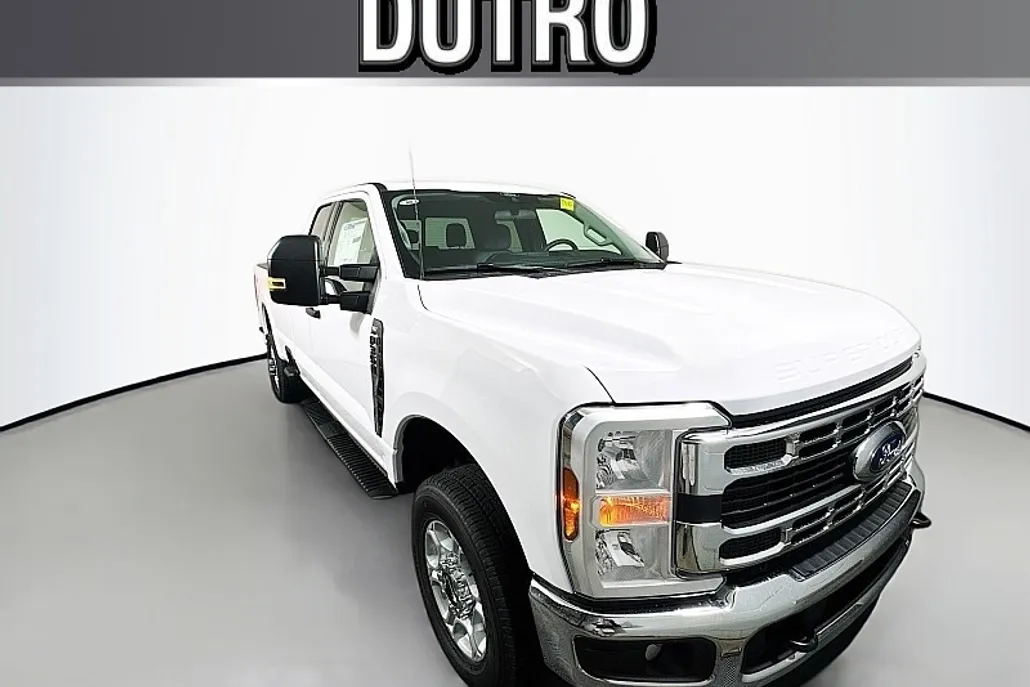 2025 Ford F-350 XL photo 1