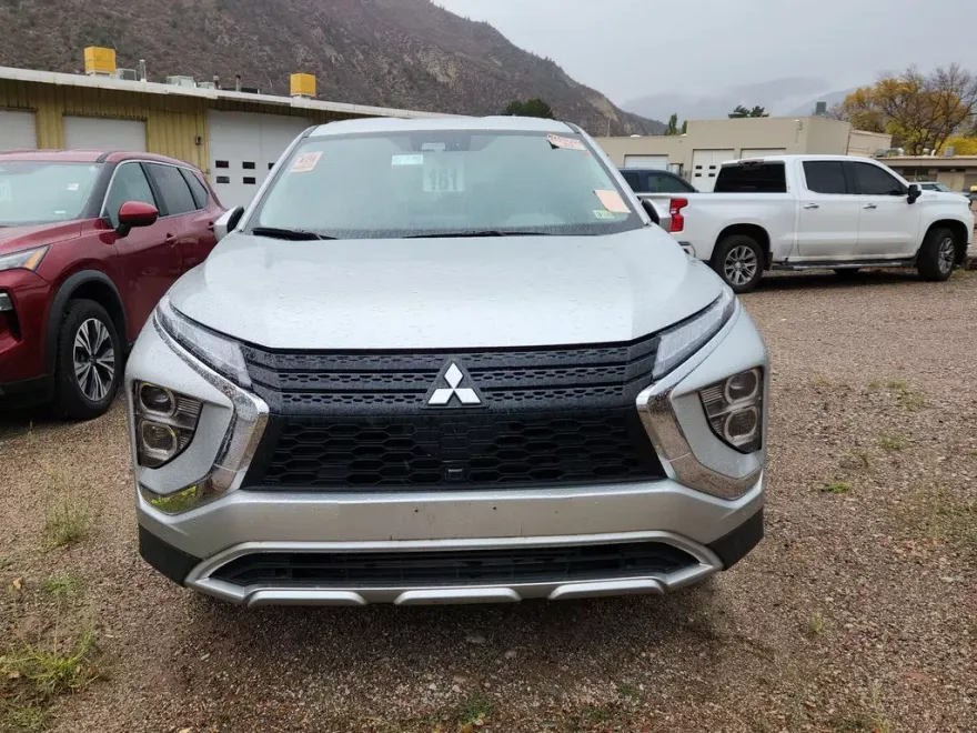 2024 Mitsubishi Eclipse Cross SEL photo 1