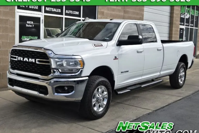 2022 Ram 3500 Big Horn Lone Star photo 1
