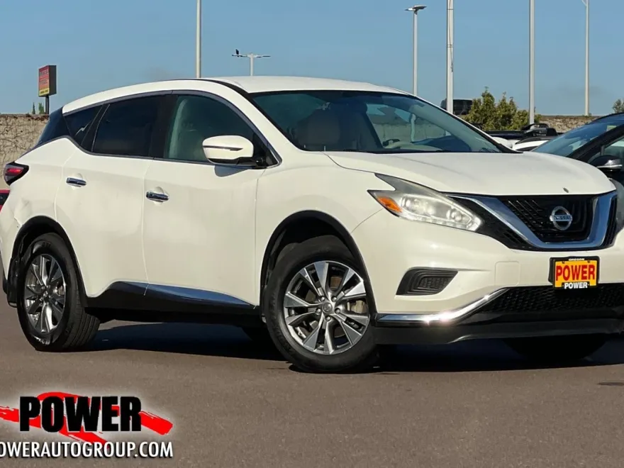 2016 Nissan Murano S photo 1