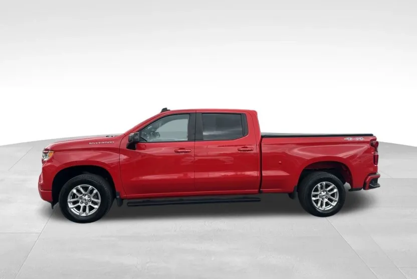 2022 Chevrolet Silverado 1500 RST photo 1