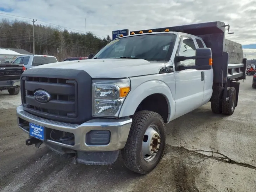 2016 Ford F-350 XL photo 1