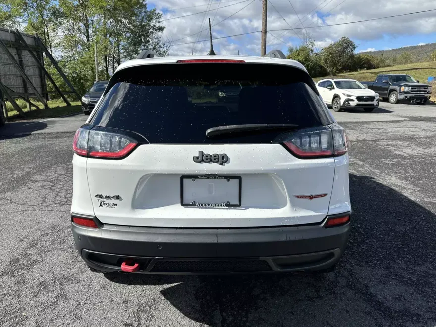 2019 Jeep Cherokee Trailhawk photo 1