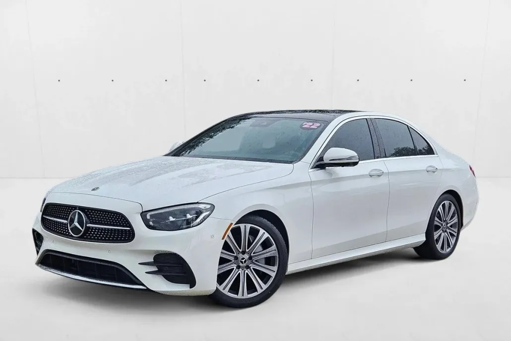 2022 Mercedes Benz E 350 Sedan photo 1