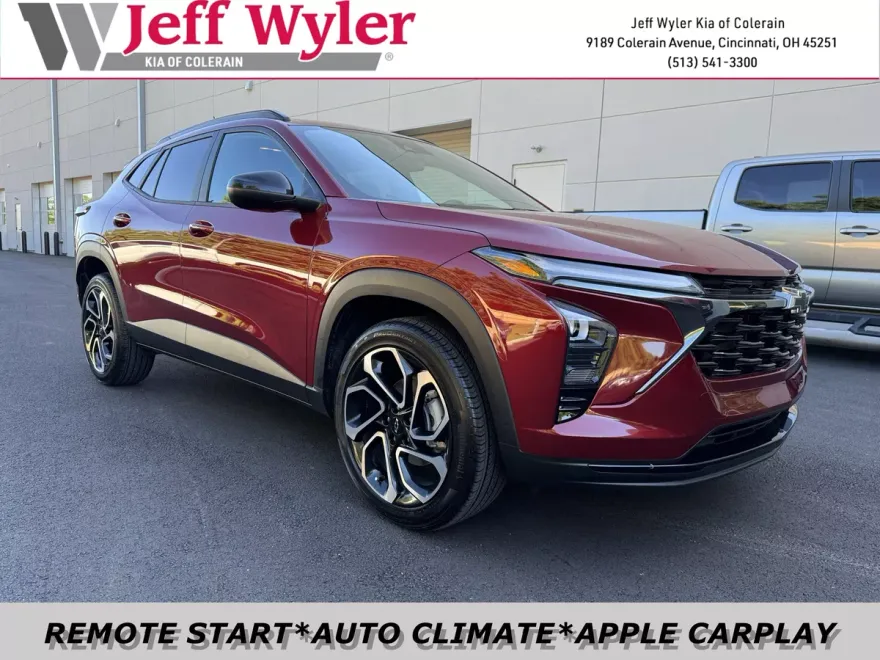2025 Chevrolet Trax photo 1